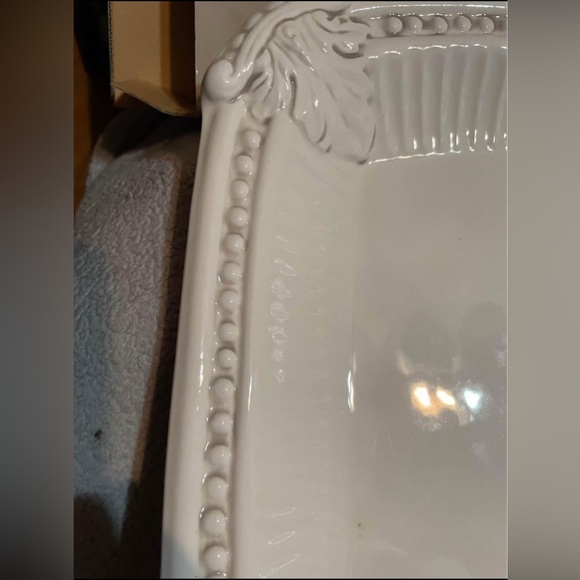 American Atelier Elegant White Serving Tray - Picture 4 of 10